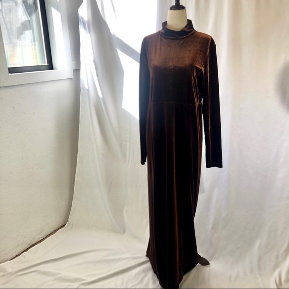 Vintage Dresses & Skirts - Vintage 1970s Virginia Slims V-Wear velour dress